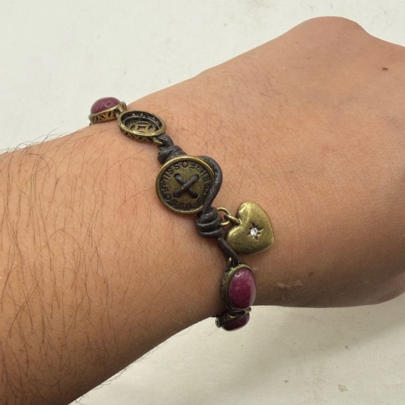 Fossil Gold Tone Purple Stone Bracelet Charm Heart - Picture 8 of 9